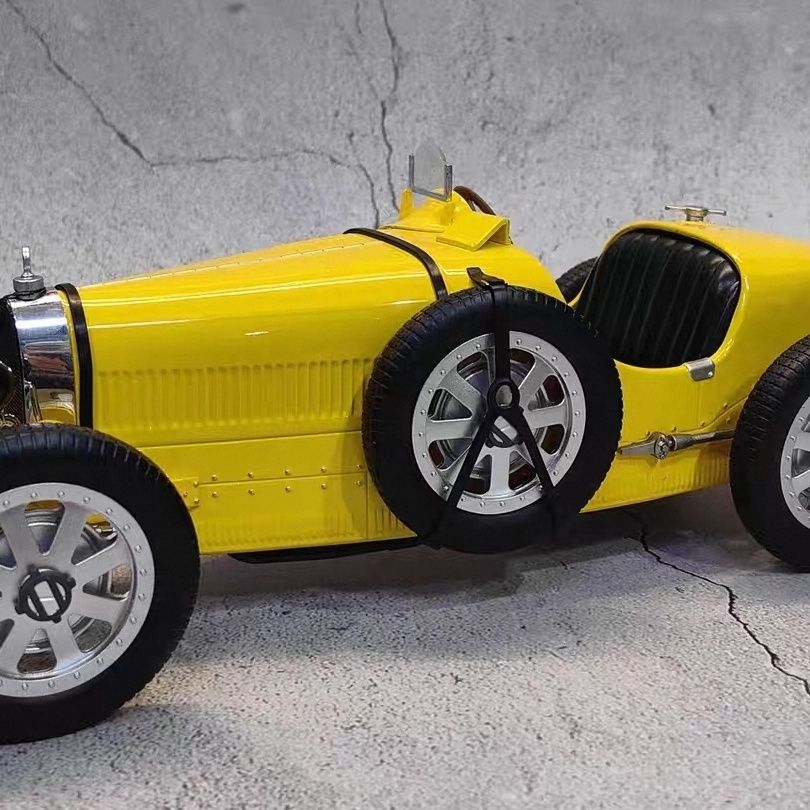 Коллекционная модель автомобил – обзор и цена Vintage Toys Collection